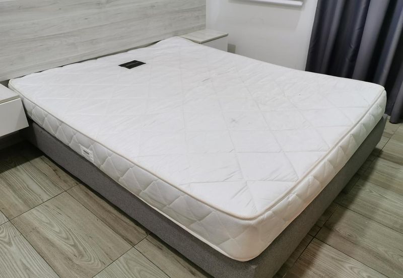 Kenwingston Square Garden