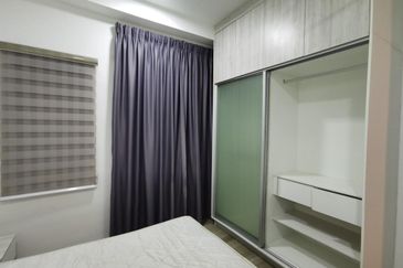 Kenwingston Square Garden