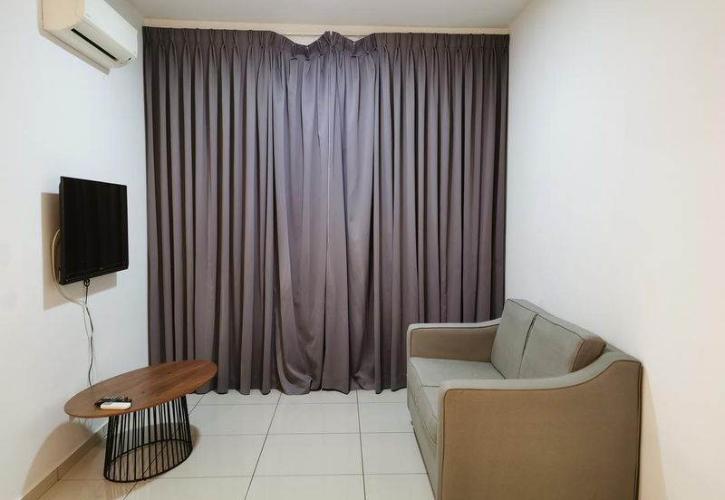 Kenwingston Square Garden