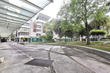 Laman Seri Business Park