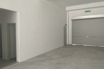 Anika @ Bandar Ainsdale