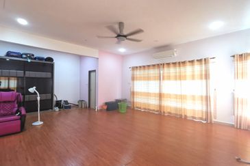 Mantin, Mantin, Negeri Sembilan ENDLOT RENO EXTENDED Below Market Price Double Storey House for Sale 