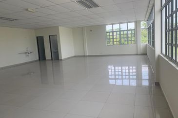 Sungai Gadut, Senawang