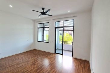 Cradleton @ Eco Majestic