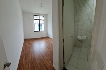 Cradleton @ Eco Majestic