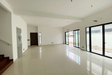 SAUJANA DUTA @ S2 HEIGHTS