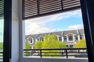 Cradleton @ Eco Majestic