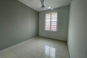 Taman Mawar, Bandar Baru Salak Tinggi