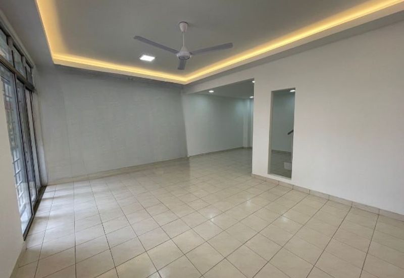 Taman Mawar, Bandar Baru Salak Tinggi