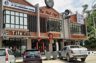 Pusat Komersial Lobak