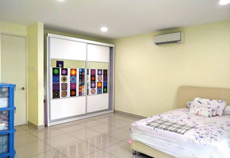 Suria @ Bandar Sungai Long