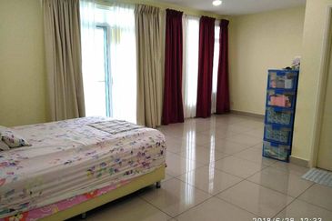 Suria @ Bandar Sungai Long