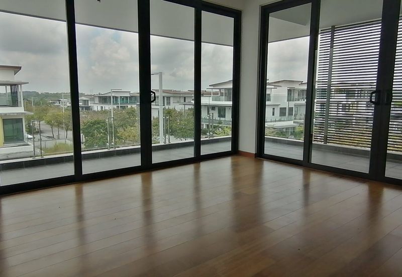 SAUJANA DUTA @ S2 HEIGHTS