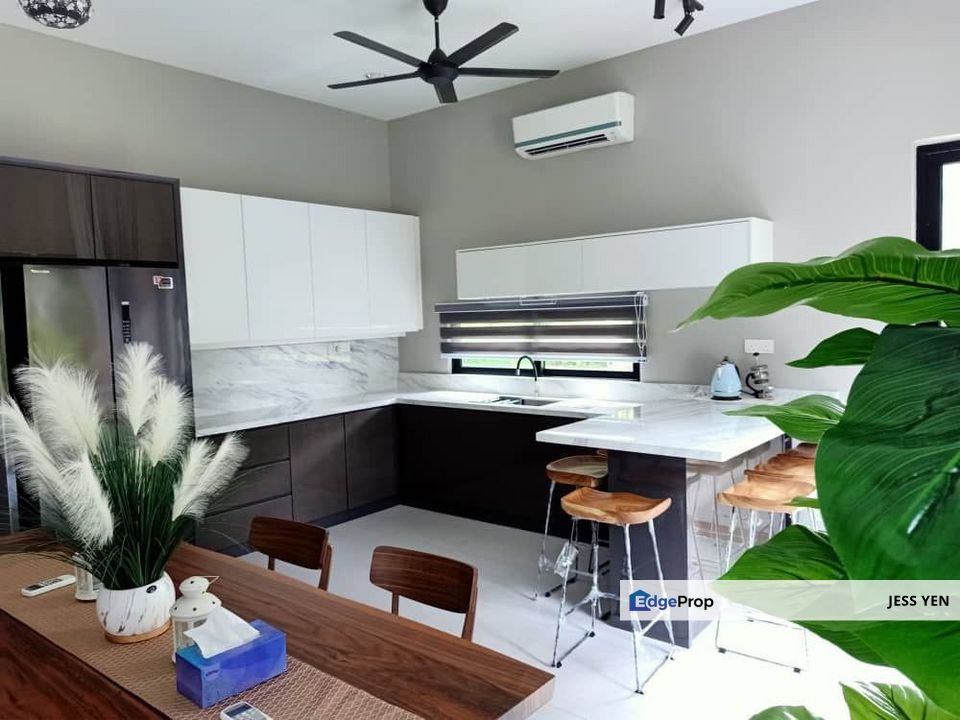 Perdana College Heights, Mantin, Negeri Sembilan Bungalow Double Storey House for Sale Endlot Greeny and Comfortable , Negeri Sembilan, Mantin