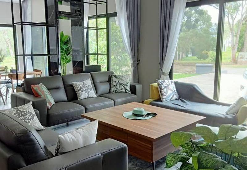 Perdana College Heights