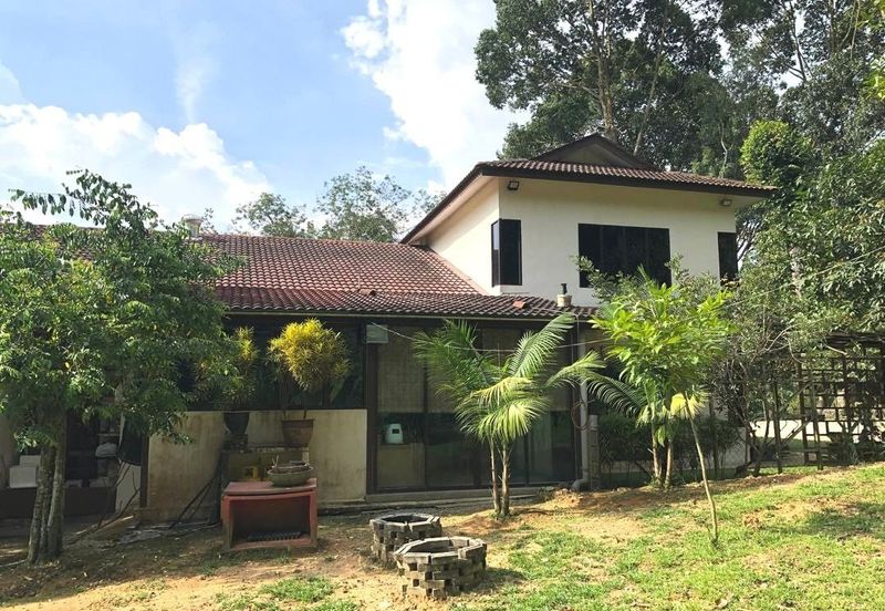 Perdana College Heights