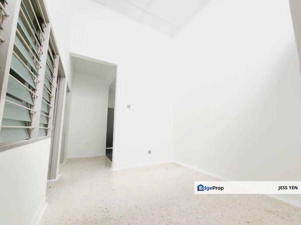 Full Loan Newly Renovated 1 Storey House for Sale Sungai Chua Kajang Taman Koperasi LLN, Selangor, Kajang