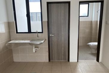 Brand New Freehold Double Storey House for Sale Taman TS Mantin 