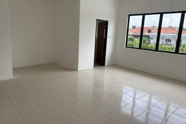Brand New Freehold Double Storey House for Sale Taman TS Mantin 