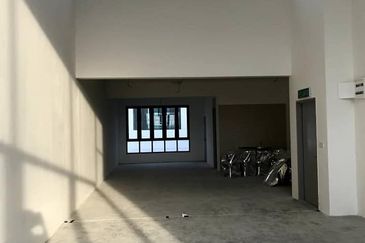 Sendayan Merchant Square