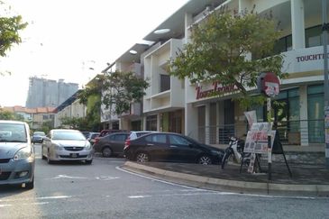 Aeked Esplanad, Taman Esplanad