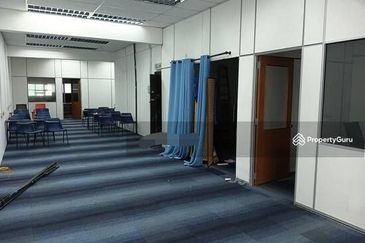 Plaza Dwitasik, Bandar Sri Permaisuri