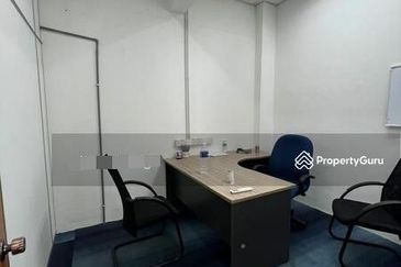 Plaza Dwitasik, Bandar Sri Permaisuri