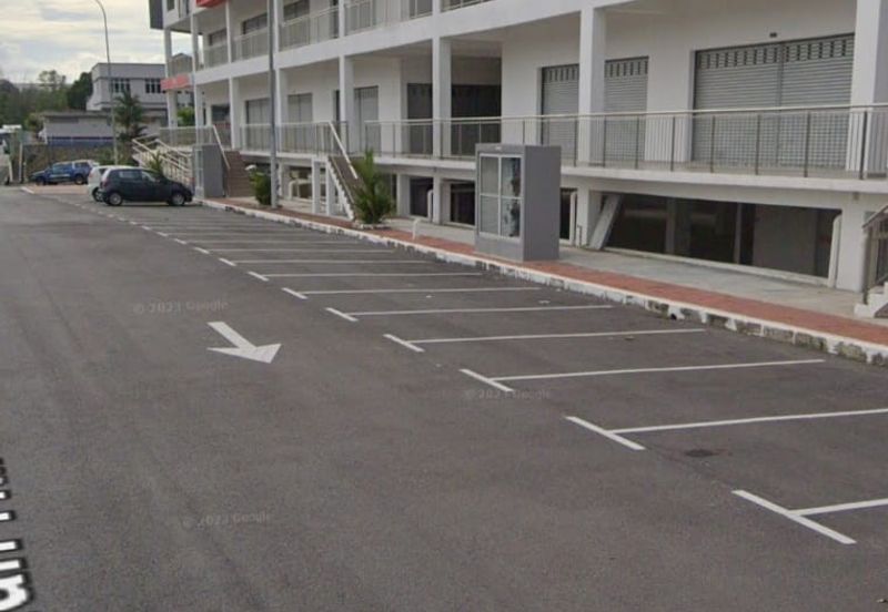 Oakland Commercial Centre