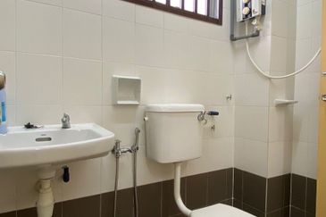 Double Storey House for Sale Mantin