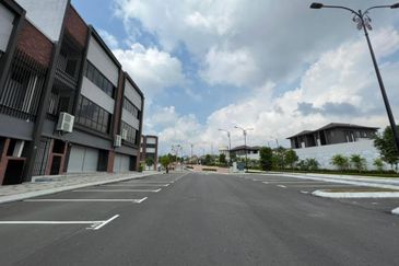 Baris Place @ Setia Mayuri