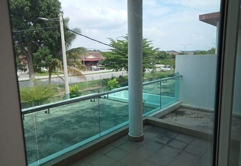 IMPIANA VILLA @TAMAN TUANKU JAAFAR