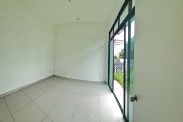 Tenderfields @ Eco Majestic