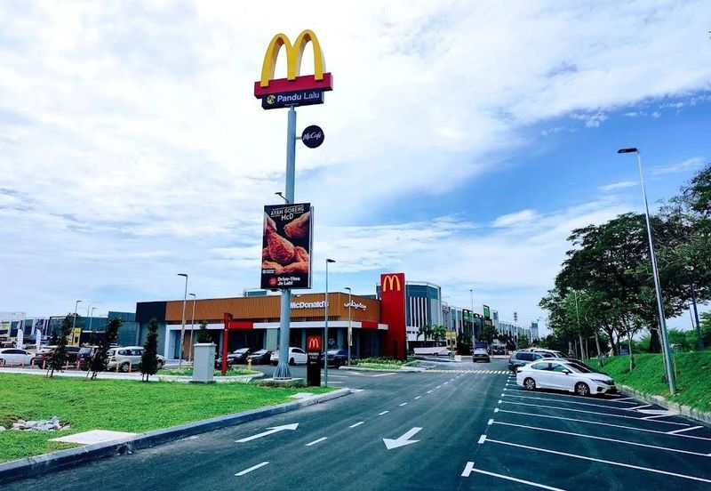 Sendayan Merchant Square