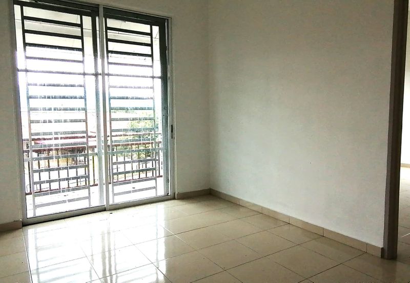 Taman Kiara Indah, Sikamat