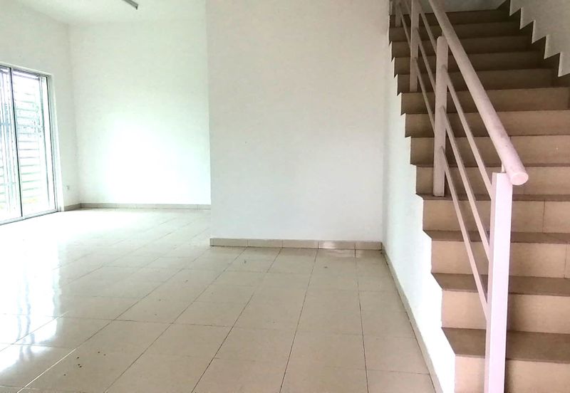 Taman Kiara Indah, Sikamat