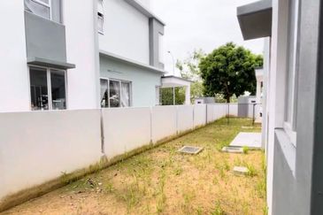 Parkfield Residences, Tropicana Heights