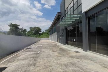 Nilai, Nilai, Negeri Sembilan Commercial Building for Rent Warehouse Showroom Nilai 