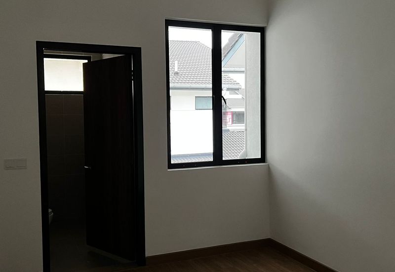 Lumira 2 by Sime Darby