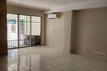 𝐅𝐮𝐥𝐥𝐲 𝐑𝐞𝐧𝐨𝐯𝐚𝐭𝐞𝐝  𝟐 𝐒𝐭𝐨𝐫𝐞𝐲  𝐇𝐨𝐮𝐬𝐞 𝐁𝐚𝐧𝐝𝐚𝐫 𝐏𝐮𝐭𝐞𝐫𝐢 𝟏𝟎 𝐏𝐮𝐜𝐡𝐨𝐧𝐠  𝐅𝐨𝐫 𝐒𝐚𝐥𝐞