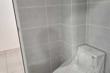 𝐅𝐮𝐥𝐥𝐲 𝐑𝐞𝐧𝐨𝐯𝐚𝐭𝐞𝐝  𝟐 𝐒𝐭𝐨𝐫𝐞𝐲  𝐇𝐨𝐮𝐬𝐞 𝐁𝐚𝐧𝐝𝐚𝐫 𝐏𝐮𝐭𝐞𝐫𝐢 𝟏𝟎 𝐏𝐮𝐜𝐡𝐨𝐧𝐠  𝐅𝐨𝐫 𝐒𝐚𝐥𝐞