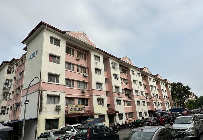 Sri Dahlia Apartment