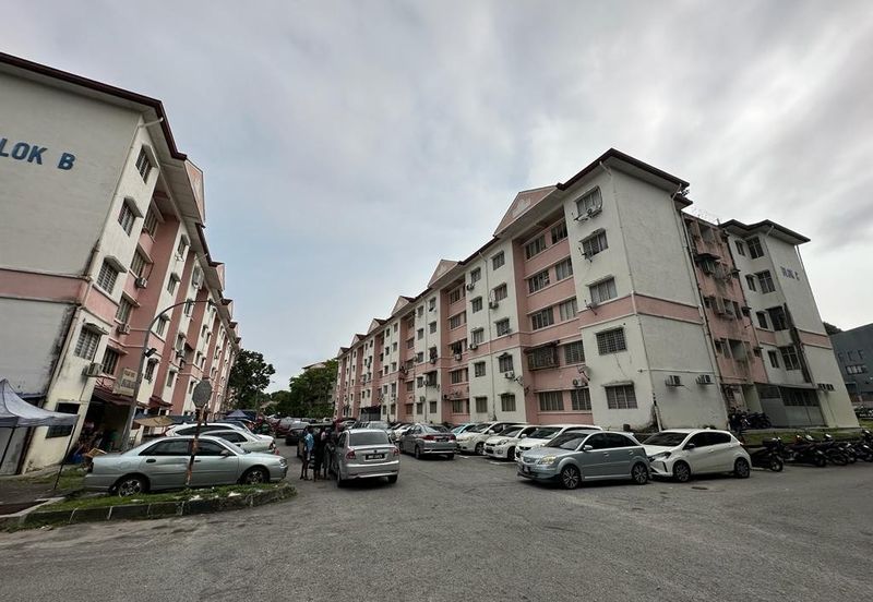 Sri Dahlia Apartment