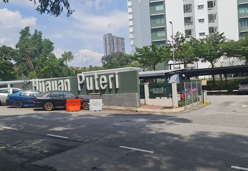 Hijauan Puteri Condominiums