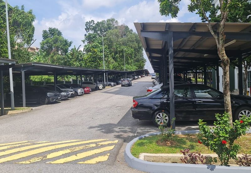 Hijauan Puteri Condominiums