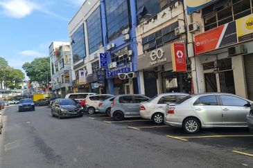 Jalan Kenari, Bandar Puchong Jaya
