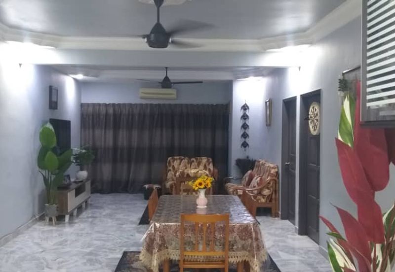 Sri Tanjung Apartment