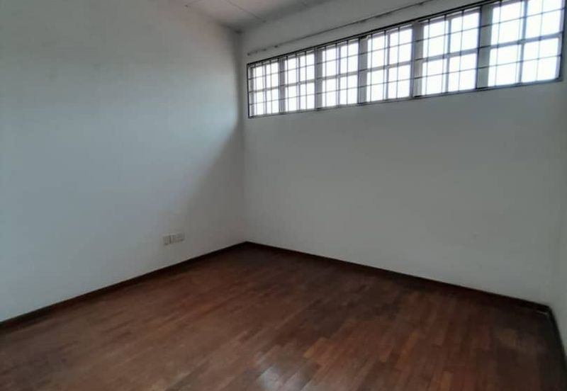 𝟐.𝟓 𝐒𝐭𝐨𝐫𝐞𝐲 𝐇𝐨𝐮𝐬𝐞 𝐢𝐧 𝐁𝐚𝐧𝐝𝐚𝐫 𝐏𝐮𝐭𝐞𝐫𝐢 , 𝐏𝐮𝐜𝐡𝐨𝐧𝐠 𝐅𝐨𝐫 𝐒𝐚𝐥𝐞