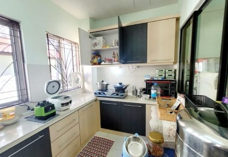 𝟐 𝐒𝐭𝐨𝐫𝐞𝐲 𝐇𝐨𝐮𝐬𝐞 𝐢𝐧 𝐁𝐚𝐧𝐝𝐚𝐫 𝐏𝐮𝐭𝐞𝐫𝐢 𝟏𝟏 , 𝐏𝐮𝐜𝐡𝐨𝐧𝐠 𝐅𝐨𝐫 𝐒𝐚𝐥𝐞