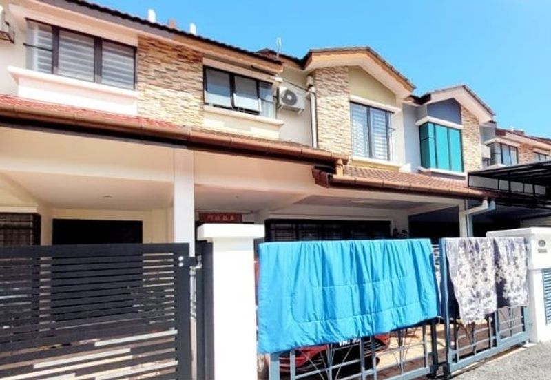 𝟐 𝐒𝐭𝐨𝐫𝐞𝐲 𝐇𝐨𝐮𝐬𝐞 𝐢𝐧 𝐁𝐚𝐧𝐝𝐚𝐫 𝐏𝐮𝐭𝐞𝐫𝐢 𝟏𝟏 , 𝐏𝐮𝐜𝐡𝐨𝐧𝐠 𝐅𝐨𝐫 𝐒𝐚𝐥𝐞