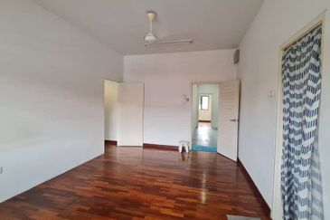 𝟐 𝐒𝐭𝐨𝐫𝐞𝐲 𝐇𝐨𝐮𝐬𝐞 𝐢𝐧 𝐁𝐚𝐧𝐝𝐚𝐫 𝐏𝐮𝐭𝐞𝐫𝐢 , 𝐏𝐮𝐜𝐡𝐨𝐧𝐠 𝐅𝐨𝐫 𝐒𝐚𝐥𝐞